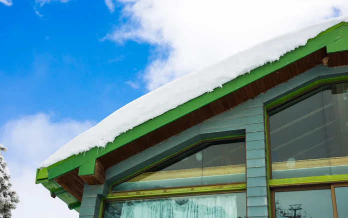 Attention, ne pas effectuer cette tâche en hiver risque de coûter cher à votre maison Attention, ne pas effectuer cette tâche en hiver risque de coûter cher à votre maison