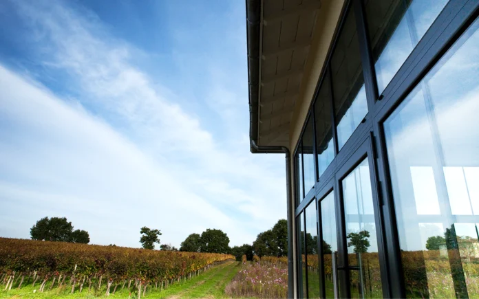 Monter une véranda en kit, un moyen classe et abordable d'agrandir sa maison Monter une véranda en kit, un moyen classe et abordable d'agrandir sa maison