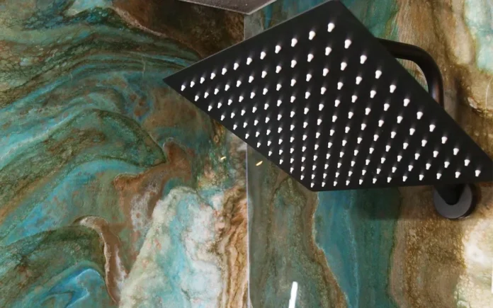 Transformez votre salle de bain avec ce revêtement durable et esthétique pour votre sol de douche Transformez votre salle de bain avec ce revêtement durable et esthétique pour votre sol de douche