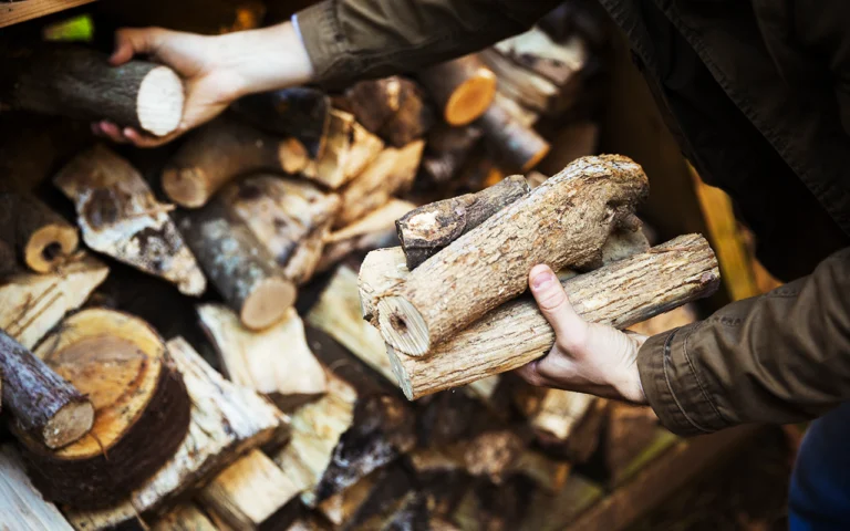 Vous avez intérêt à conserver correctement ce combustible sinon vous risquez de nuire à votre santé