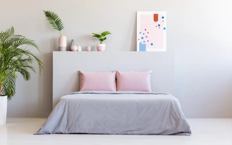 Habillez votre chambre avec la tête de lit parfaite : guide facile et pratique pour choisir la plus adaptée à votre chambre