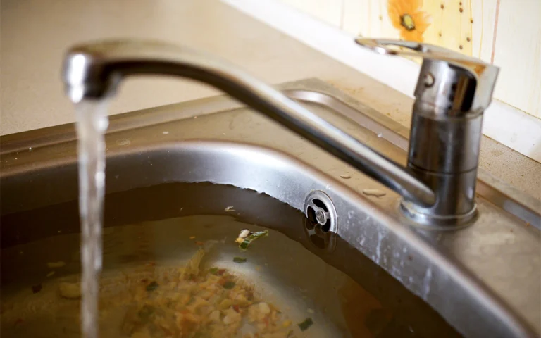 Débouchez vos canalisations en un clin d'œil avec cette méthode hyper efficace